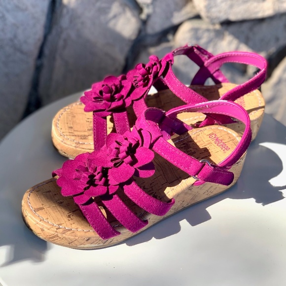 3/$40 ⭐️ Gymboree Magenta Floral Sandals - Picture 7 of 11